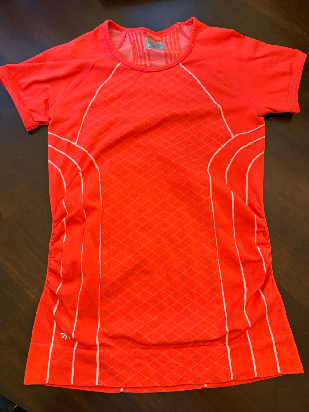 Athleta Women’s Short Sleeve Athletic T Shirt sz small
